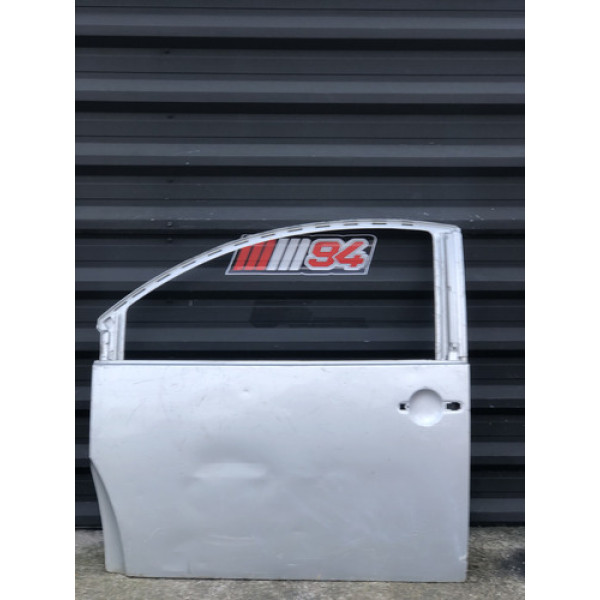 Porta Esquerda New Beetle 2006 A 2010  C2602 Dianteira Esquerda