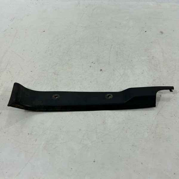 Moldura Trilho Banco Traseiro Direito Bmw 120i 2016 a 2018 Preto