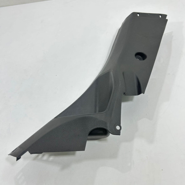 Acabamento Direito Coluna Porta Malas Ford Focus 2016 A 2019