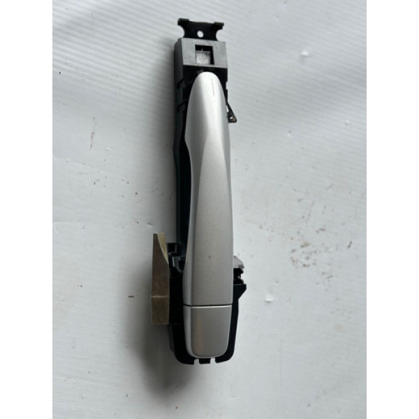 Maçaneta Externa Traseira Esquerda Versa 2021 A 2022 C5964 Traseira