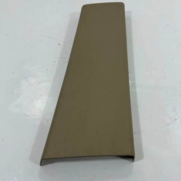 Moldura Inferior Coluna Central Direita Freelander 2 2011 12