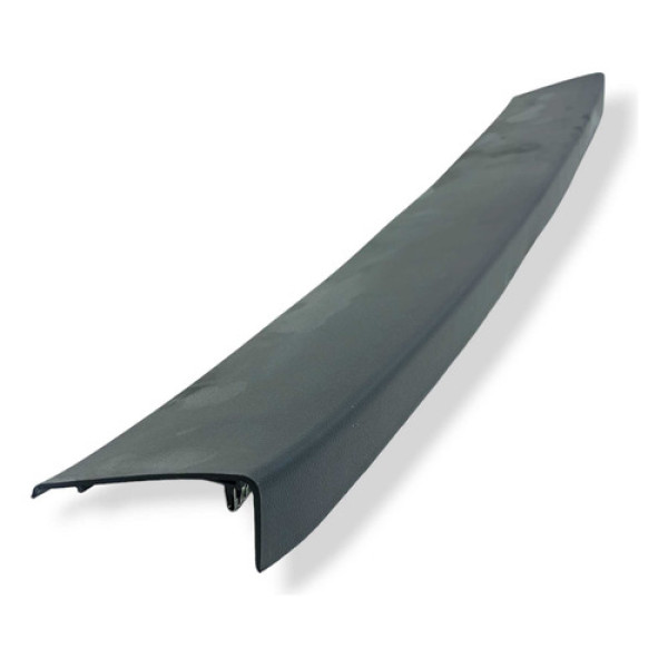 Acabamento Tampa Traseira Chevrolet Cruze 1.8 2012 A 2016