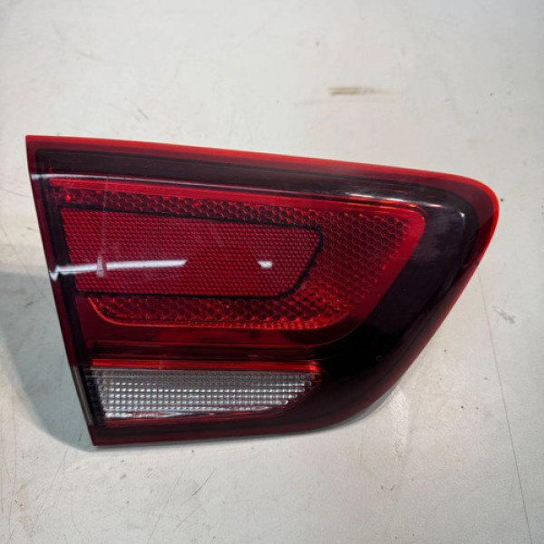 Lanterna Traseira Cobalt 2017 2020 Esquerda Tampa Porta Mala Esquerdo/motorista Vermelho