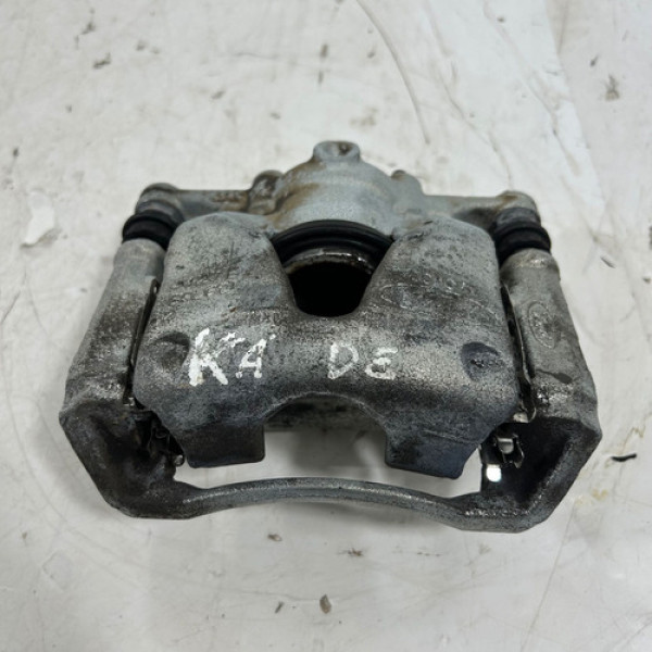 Pinça Dianteira Esquerda Ford Ka 1.0 2015 A 2018