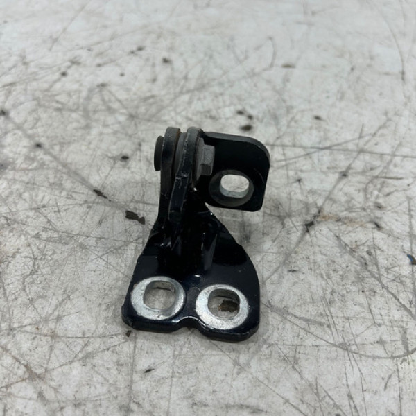 Dobradiça Da Porta Traseira Direita Fiat Mobi 2018 A 2020