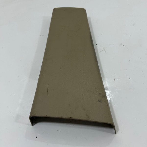 Acabamento Coluna Dianteira Esquerda Freelander 2 2011 2012