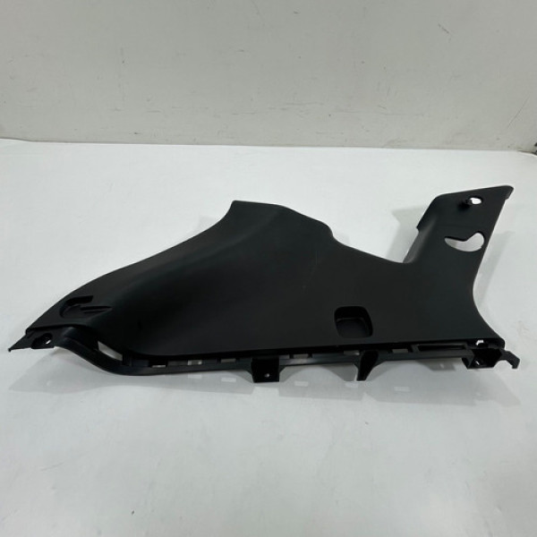 Acabamento Coluna Traseira Esquerda Hyundai Ix35 2016 A 2018 Preto