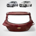 Tampa Traseira Porta Malas Onix 2013 2014 2015 2016 A 2019  Vermelho