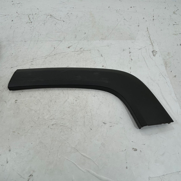 Moldura Lateral Traseira Esquerda Renegade 2016 detalhe Preto