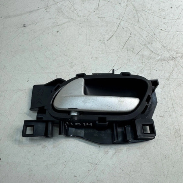 Maçaneta Porta Dianteira Esquerda Peugeot 208 2017 A 2019 Dianteira