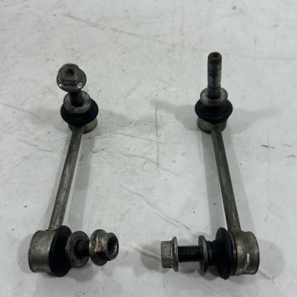 Par Bieleta Dianteira Hilux 2.8 2016 2017 2018 2019 Original