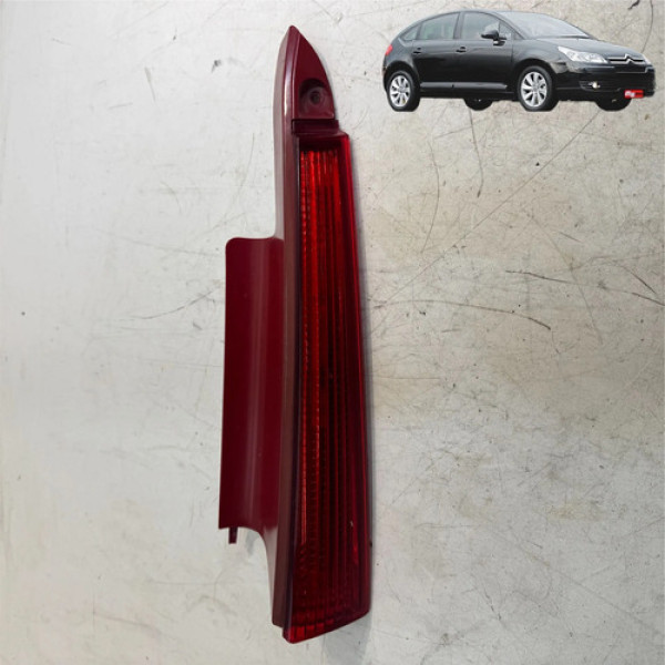 Lanterna Traseira Citroën C4 2008 A 2012 Hatch Direita Direito/passageiro Vermelho