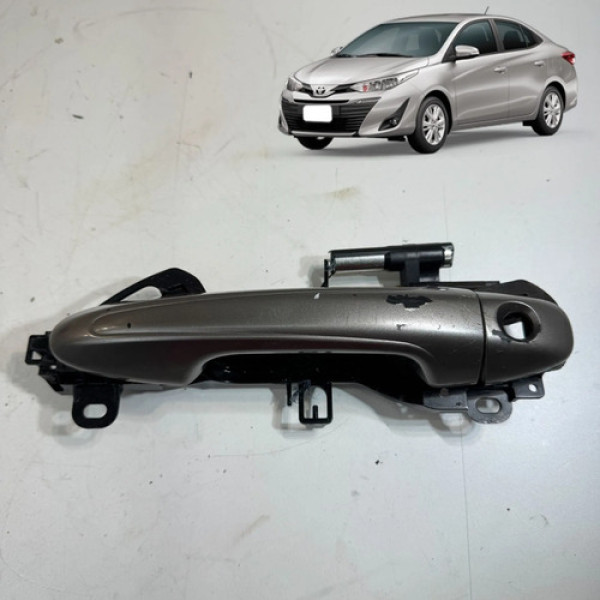 Maçaneta Dianteira Esquerda Toyota Yaris 1.5 2019 2020 2021 Cinza Dianteira