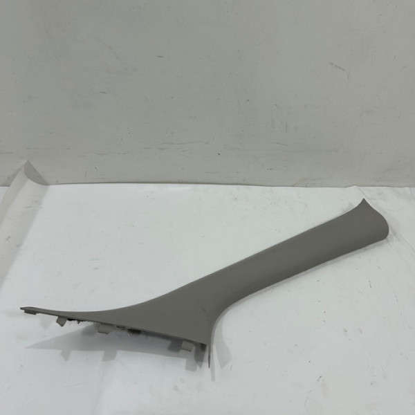 Moldura Coluna Parabrisa Direita Ford Ka 2015 A 2018