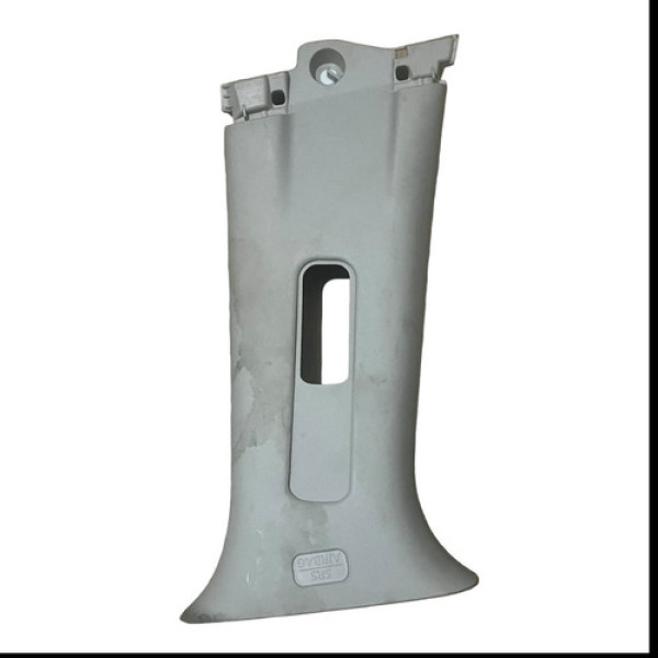 Acabamento Coluna Dianteira Direita Nissan Versa 2014 Á 2020