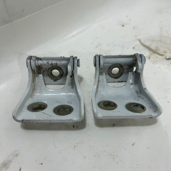 Dobradiça Porta Traseira Direita Renault Kwid 2018 2021 Par