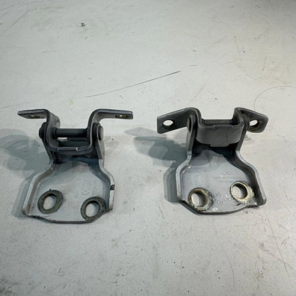 Dobradiça Porta Traseira Esquerda Chery Qq 1.0 3cc 2015