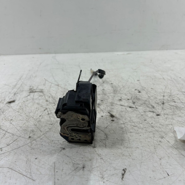 Fechadura Porta Dianteiro Direito Fiat Mobi 1.0 2018 A 2020