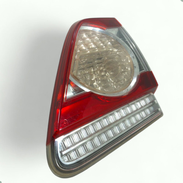 Lanterna Tampa Traseira Direita Toyota Corolla 2010 A 2012