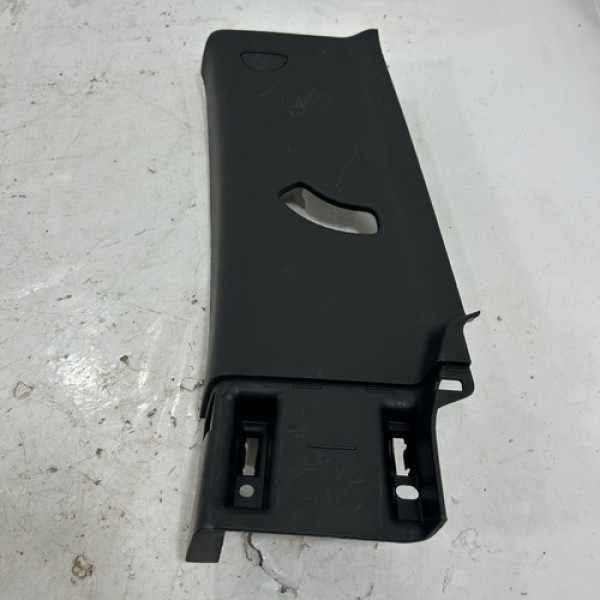 Moldura Coluna Traseira Direita Ram 3500 2022 Longhorn Preto