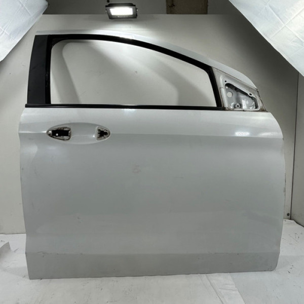 Porta Dianteira Direita Ford Ka 2015 2016 2017 2018 2019 Dianteira Direita Branco