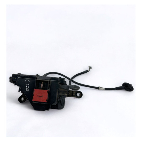 Caixa Fusíveis Mercedes C180 C200 C250 2015 A 2018