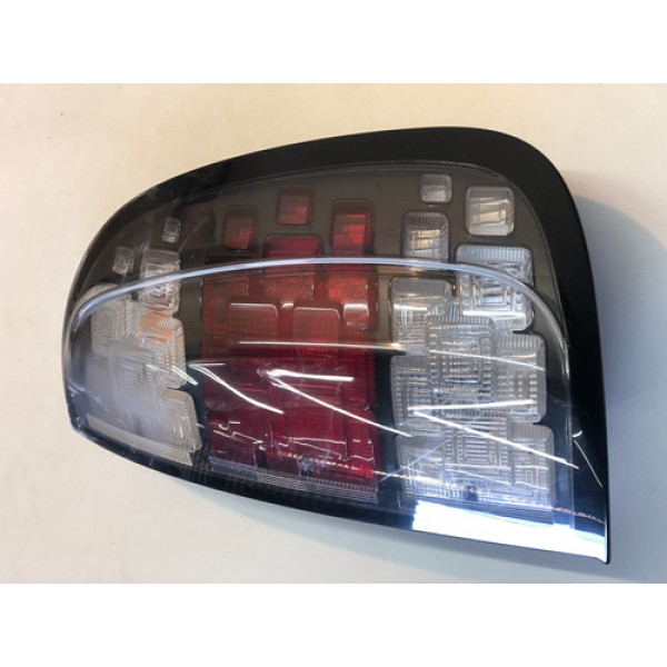 Lanterna Direita Fiat Uno Vivace 2016 A 2020 C3691 Direito