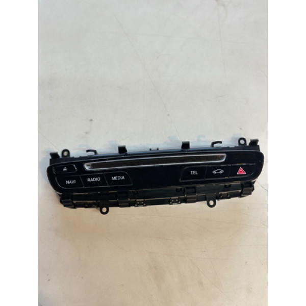 Comando De Radio Mercedes C180 C200 C250 2017 C5912