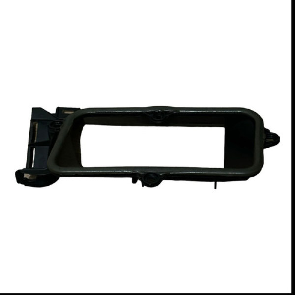 Moldura Difusor Ar Esquerdo Mercedes C200 2015 Á 2019