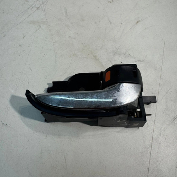 Maçaneta Traseira Esquerda Toyota Etios 1.3 1.5 2015