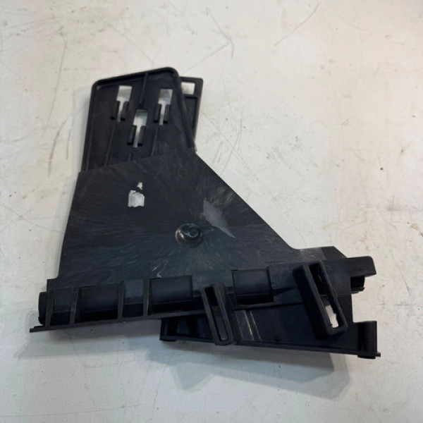 Suporte Maçaneta Traseira Esquerda Ford New Fiesta 2017