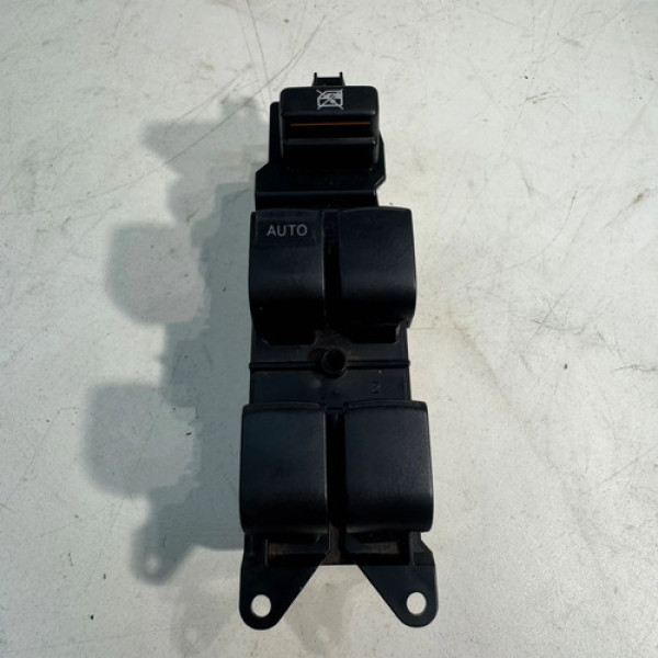 Botão Comando Porta Dianteira Esquerda Toyota Etios 2013 15