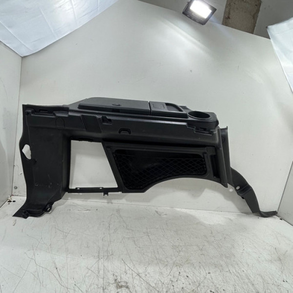 Acabamento Esquerdo Porta Objeto Porta Mala Discovery 4 2011