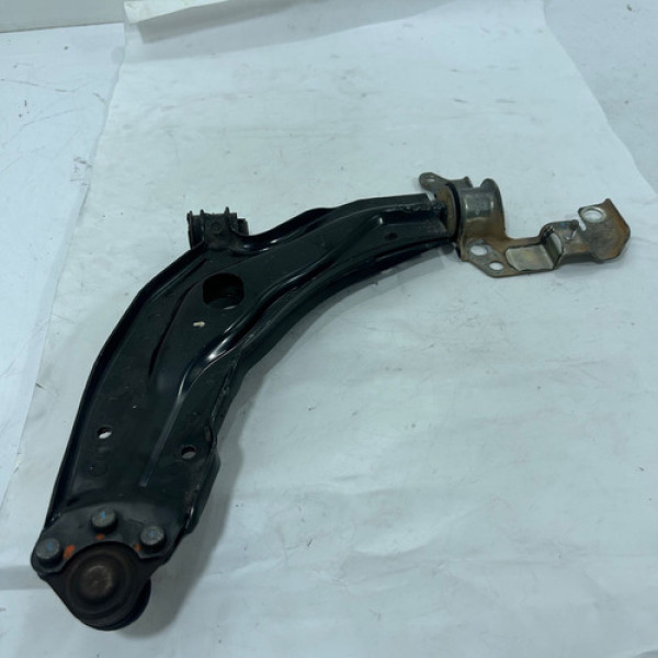 Bandeja Balança Dianteiro Direito Fiat Mobi 2020 a 2024