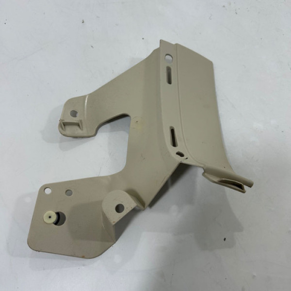 Acabamento Esquerdo Coluna Traseira Evoque 2012 A 2016