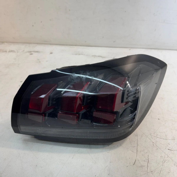Lanterna Traseira Direita Peugeot 208 2020 A 2023  Direito/passageiro Vermelho