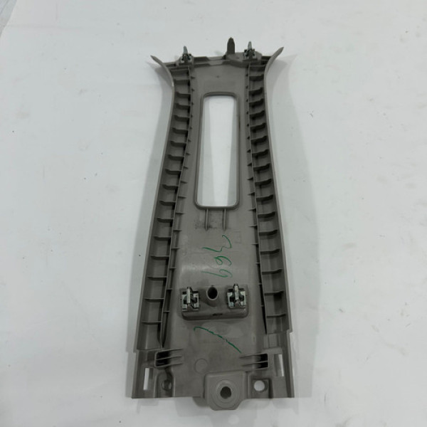 Acabamento Coluna Superior Central Esquerda Ford Ka 2015