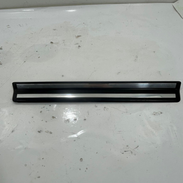 Soleira Porta Dianteira Direita Bmw 120i 2.0 2014 A 2016 Preto