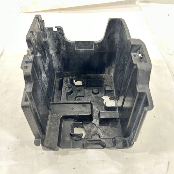 Suporte Bateria Ford Ka 1.0 2015 2016 2017 2018 Detalhe