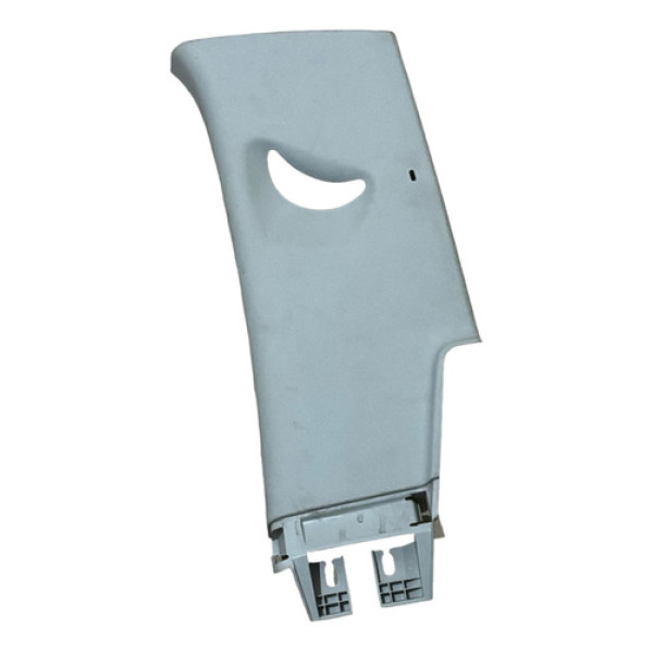 Acabamento Superior Traseiro Direito Vw Amarok 2012 Á 2023