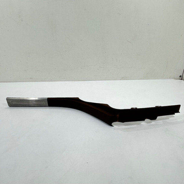 Soleira Moldura Porta Traseira Esquerda Ram 3500 2022 A 2024