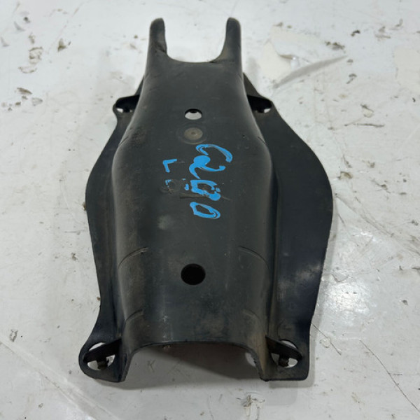 Protetor Bandeja Traseira Esquerda Mercedes C200 2015 A 2018