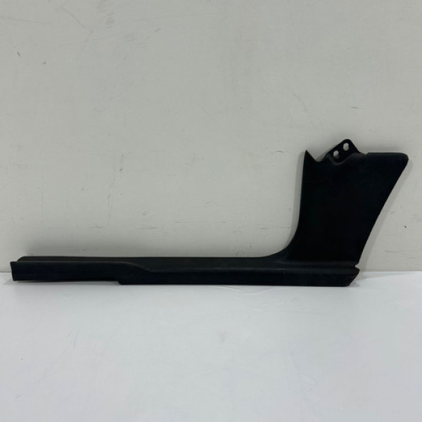 Moldura Inferior Porta Dianteira Esquerda Focus 2016 A 2019