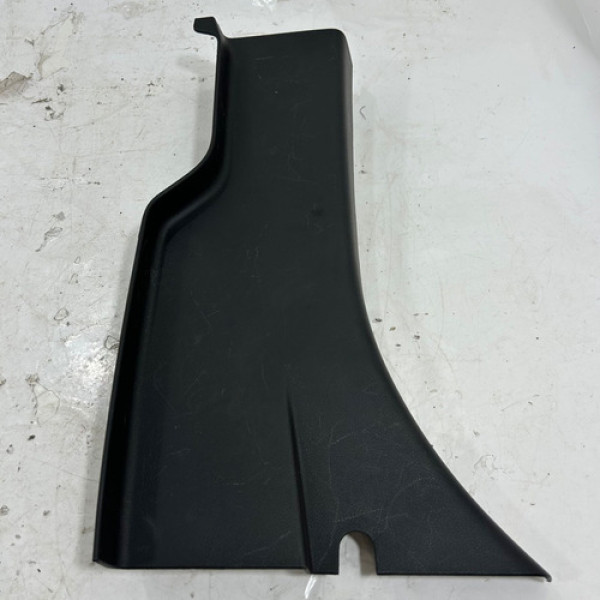 Moldura Coluna Traseira Esquerda Ram 3500 2022 Honglorn