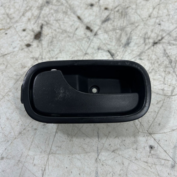 Maçaneta Interna Traseira Esquerda Fiat Mobi 1.0 2018 A 2020 Traseira