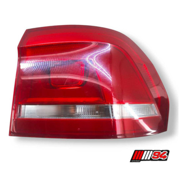 Lanterna Direita Fox 2015 2016 2017 2018 2019 2020 C7219 Direito Vermelho