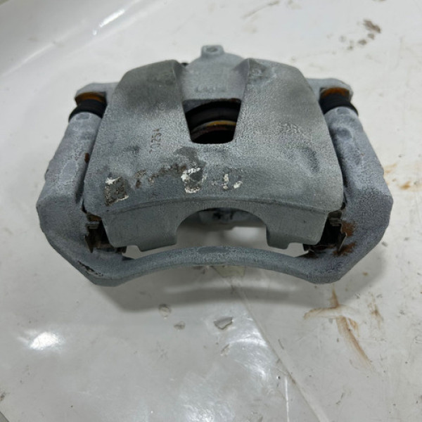 Pinça Freio Dianteira Direita Toyota Etios 1.5 2017 A 2020