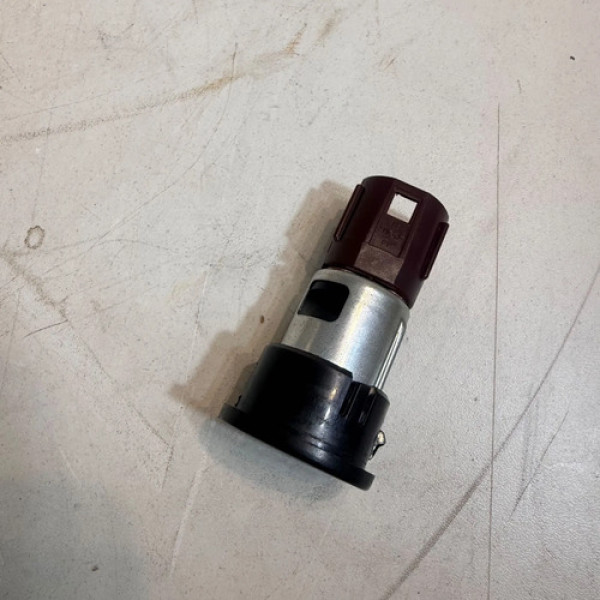 Plug 12v Chevrolet Onix Prisma 2013 2014 2015 2016 2017 2019