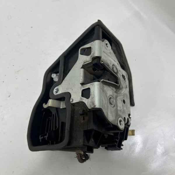 Fechadura Porta  Bmw 120i 2014 A 2016 Dianteira Esquerda