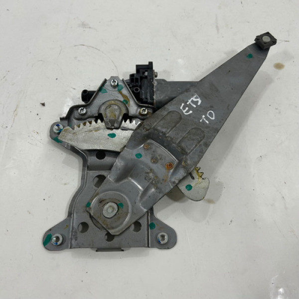 Maquina Motor Vidro Traseiro Esquerdo Toyota Etios 1.5 2015